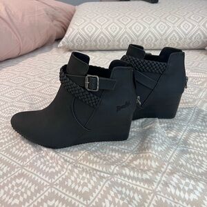 Women’s Blowfish - Black Braided Ankle Boots - Size 8.5